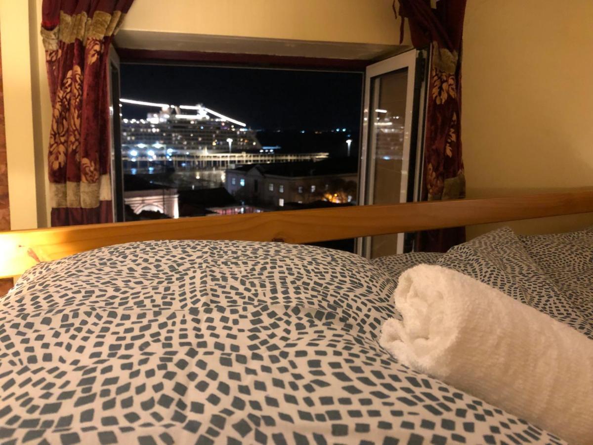 Pequeno Hostel Lisboa Екстериор снимка